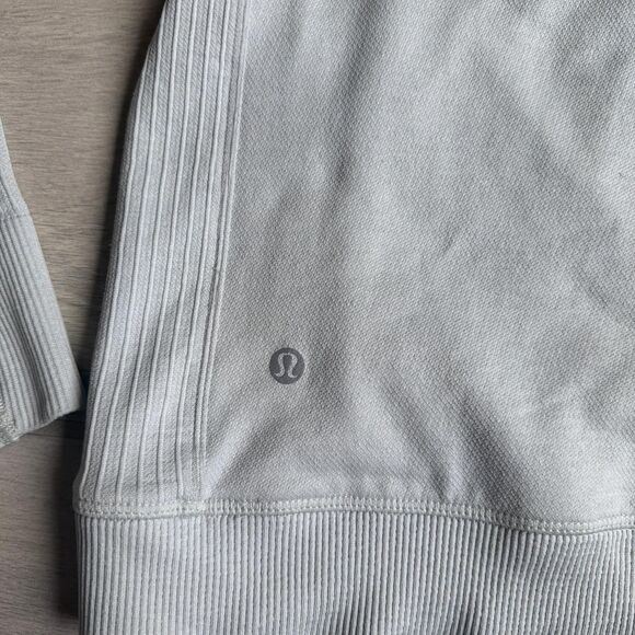 Lululemon Engineered Warmth Half Zip - Size 2 - Picture 6 of 7